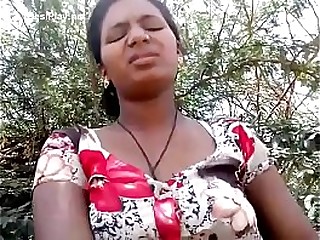Fucking outdoor indian creamy pussy